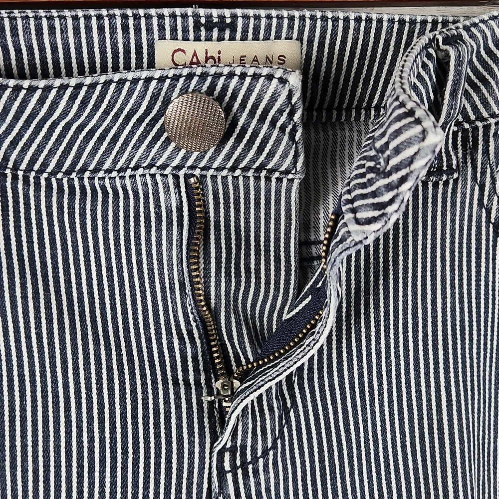 CAbi, women's blue/white stripe jeans, back pockets, great condition, Sz… - Picture 7 of 14